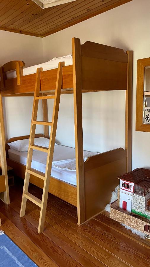 Ana Rest House Hostel Μπεράτ Εξωτερικό φωτογραφία